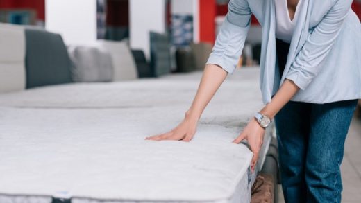 Tìm nơi có địa chỉ kinh rõ ràng để có thể chọn chăn ga gối đệm trực tiếp