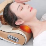 Gối massage giúp thư giãn hiệu quả